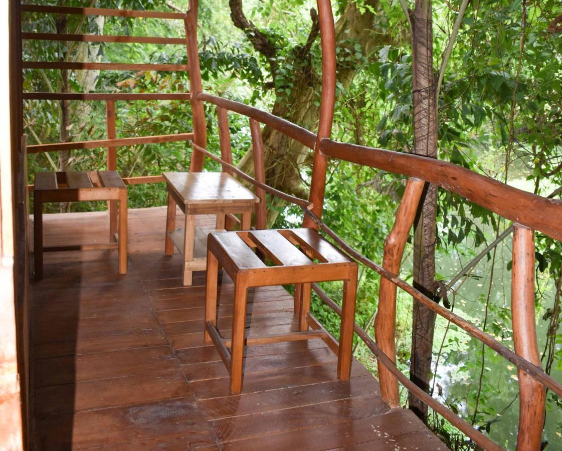 Kumbuk Tree House Villa Tissamaharama Kültér fotó